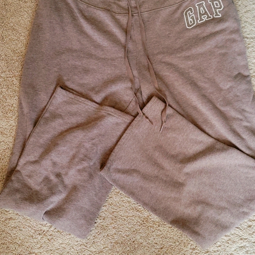Gap Barly Worn Sweat pants